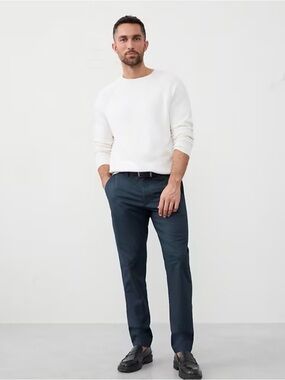 Banana Republic Men’s Dress Pants in Dark Blue